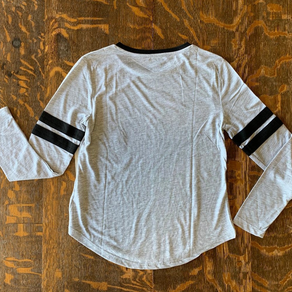 Disney Minnie "Love" long sleeve Tee sz XS - Picture 7 of 8